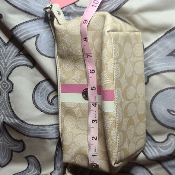 Coach mini - Picture 8 of 9